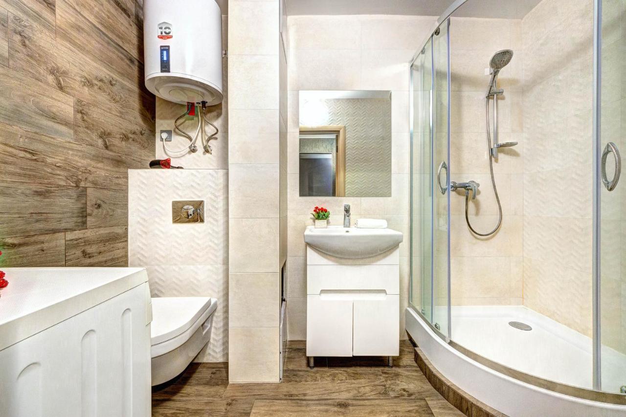 Apartments On Klovsky Descent 20 Kiev Luaran gambar